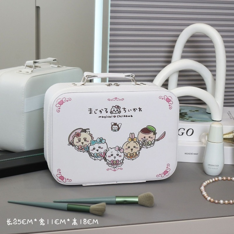 حقيبة مستحضرات تجميل أنيمي تشي - مراجعة Travel Accessories For Japan Trip وسعره