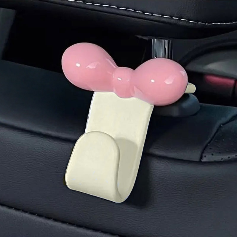خطافات تعليق بسيطة للمقعد الخل - مراجعة Travel Accessories Pack وسعره